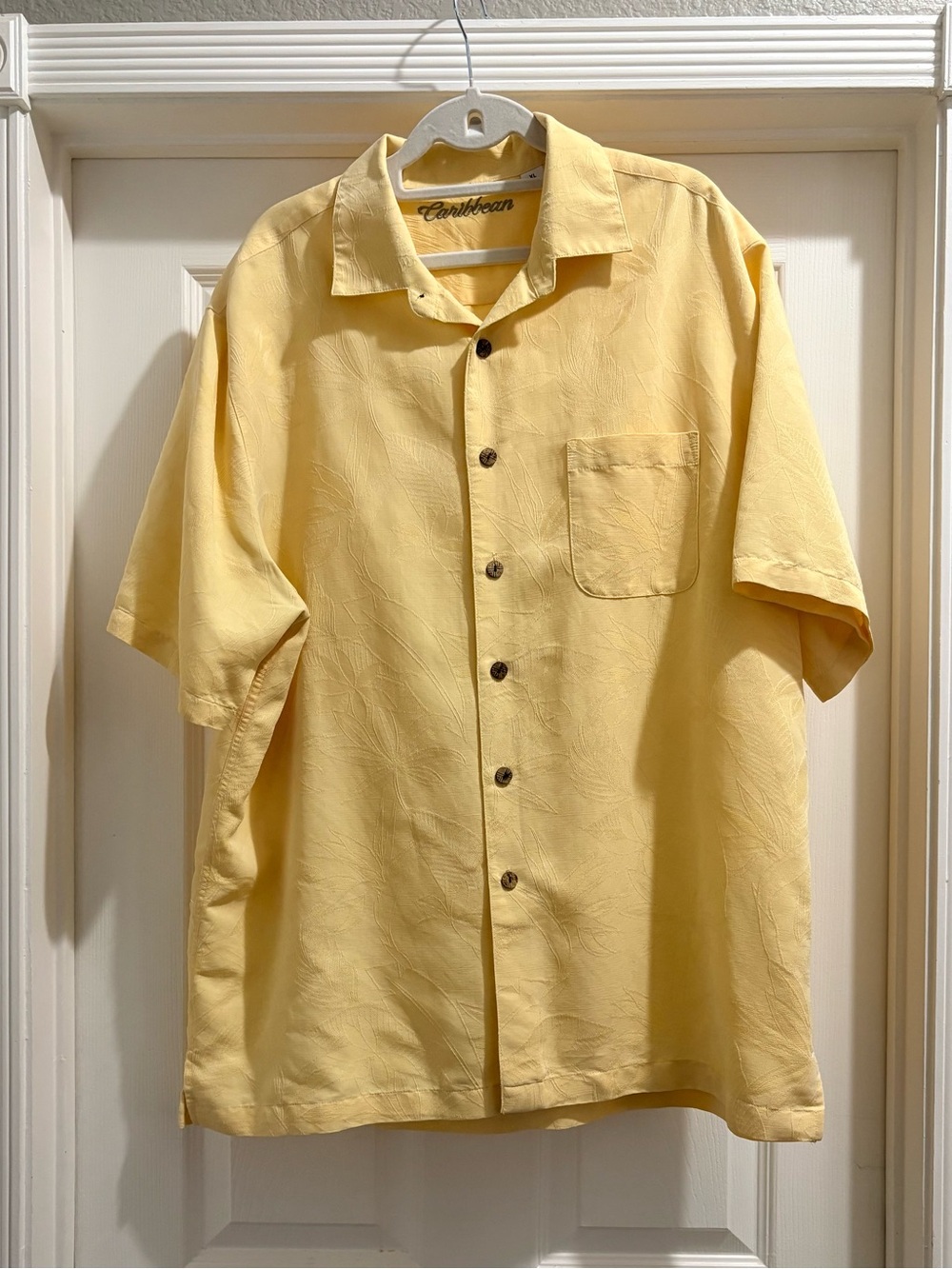 Caribbean Men’s Yellow Tropical Jacquard Button Down Shirt XL Modal Blend